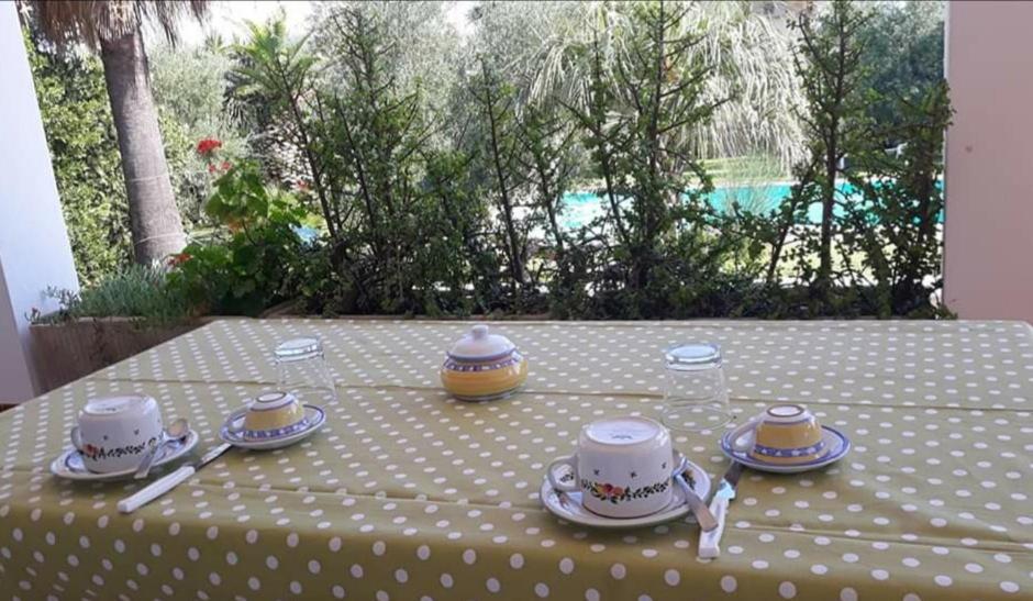 트라니 La Ginestra B&B 외부 사진